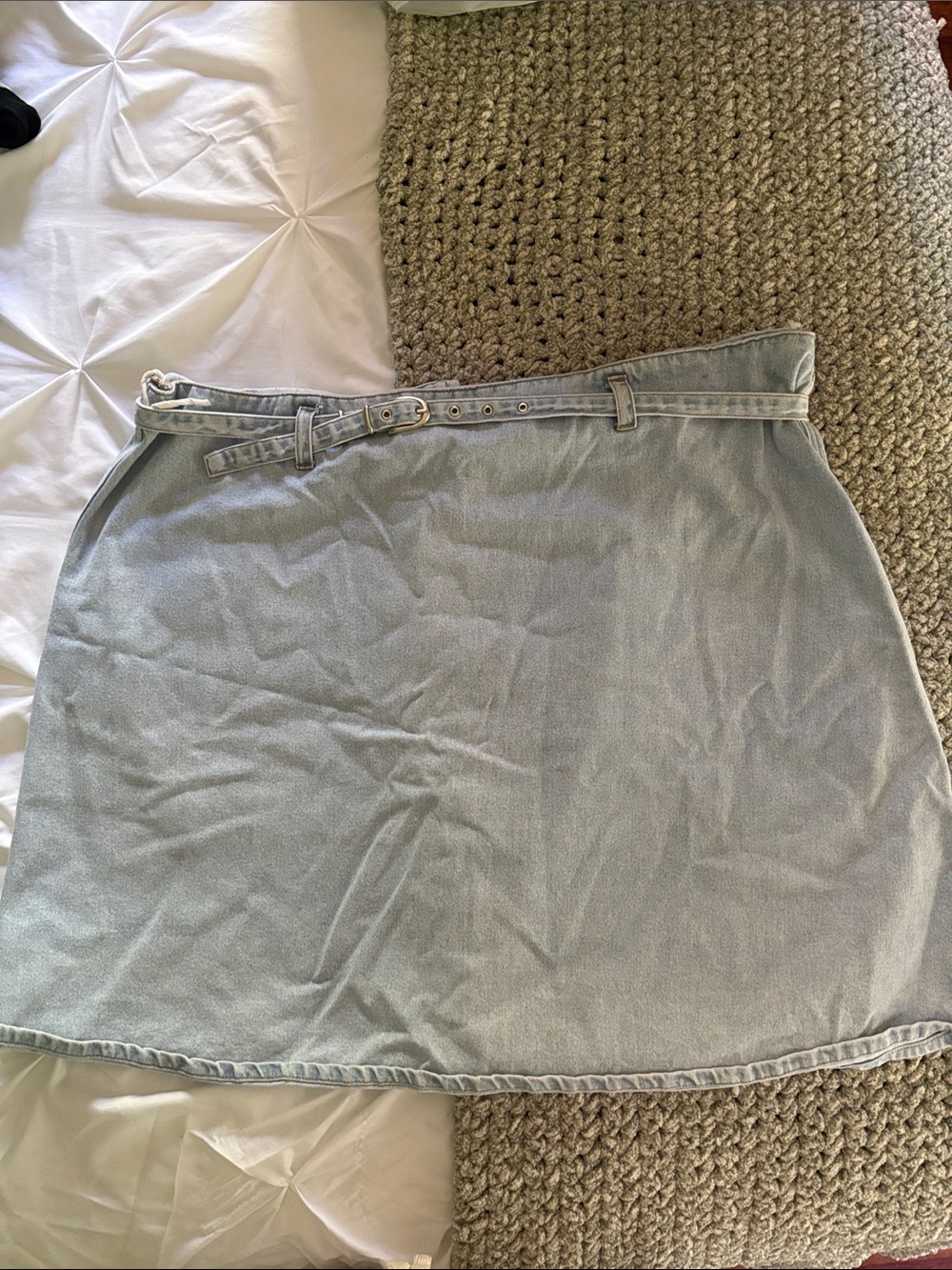 L.A. Blues Light Blue Denim A-Line Skirt with Slim Belt